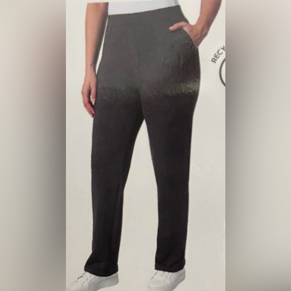 Mondetta Women’s Pull-On Straight Leg Pant